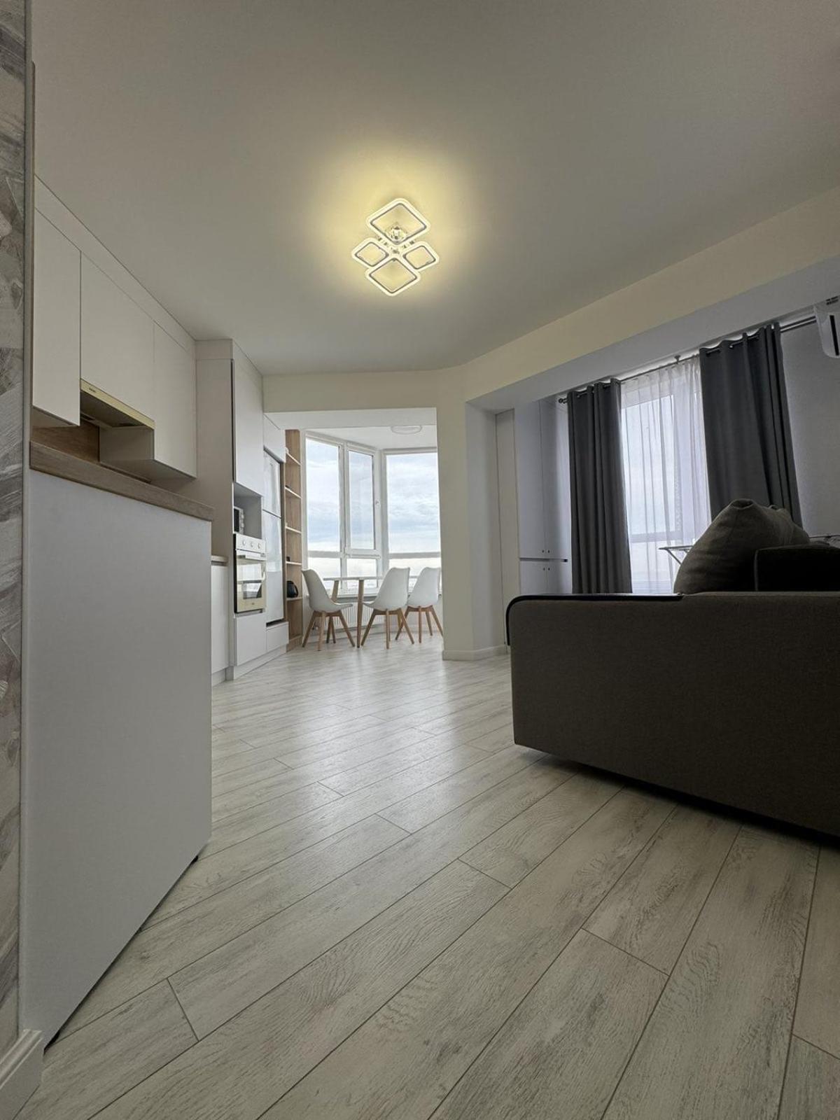 Airport-Hotel 60 Chişinǎu Buitenkant foto