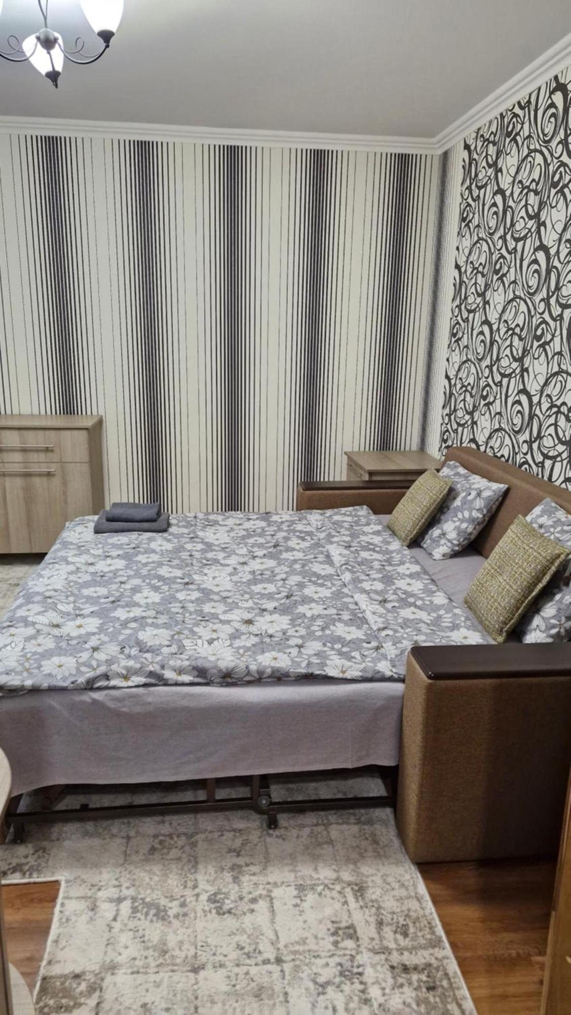 Airport-Hotel 60 Chişinǎu Buitenkant foto