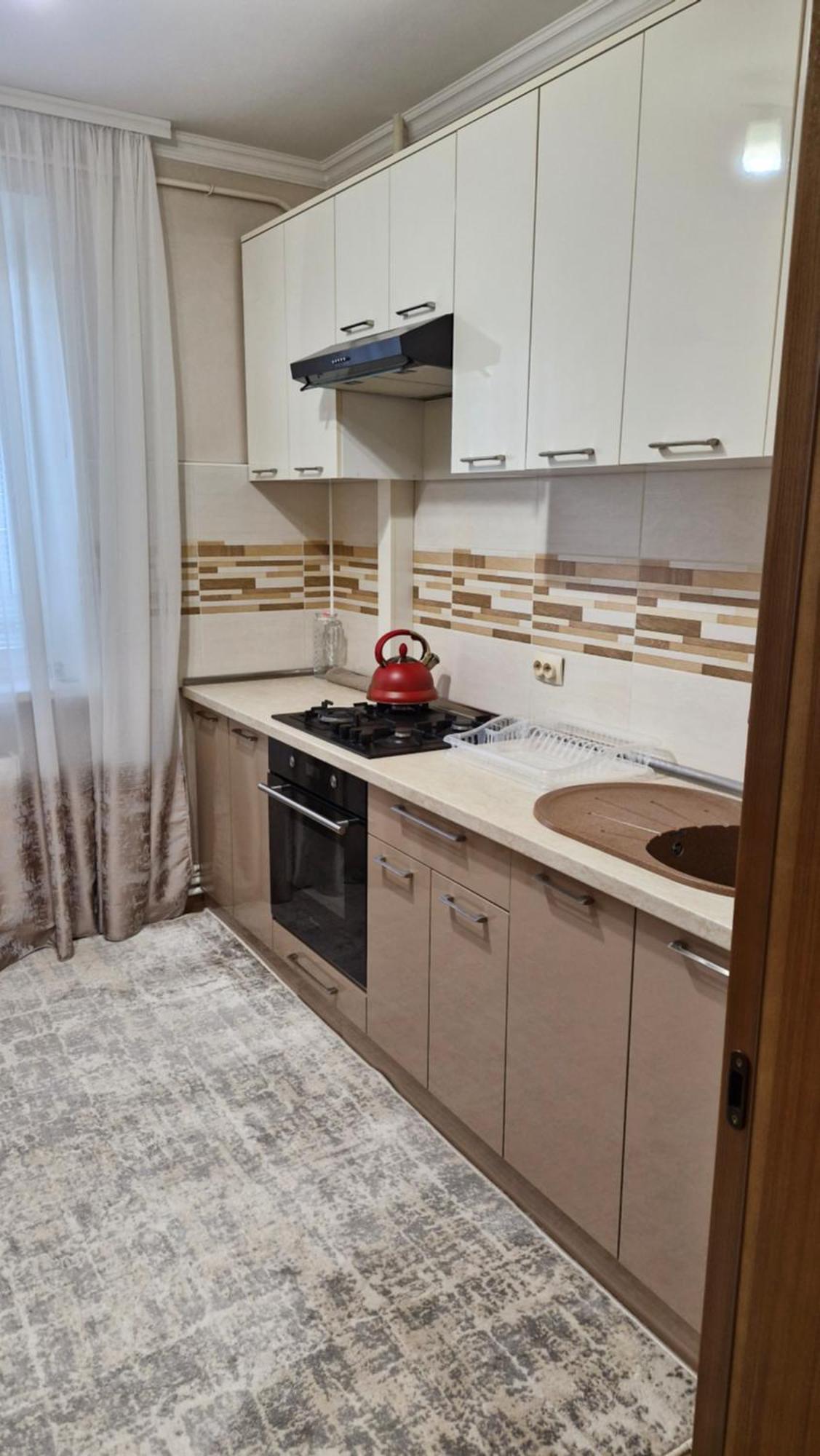 Airport-Hotel 60 Chişinǎu Buitenkant foto